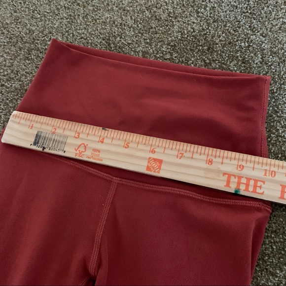 Lululemon Align ii Leggings in Cayenne - Picture 7 of 8
